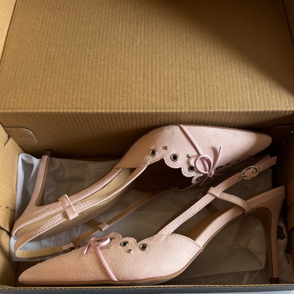 Whitnee Slingback Pump. Size US 9.5. Brand new. - Picture 3 of 15